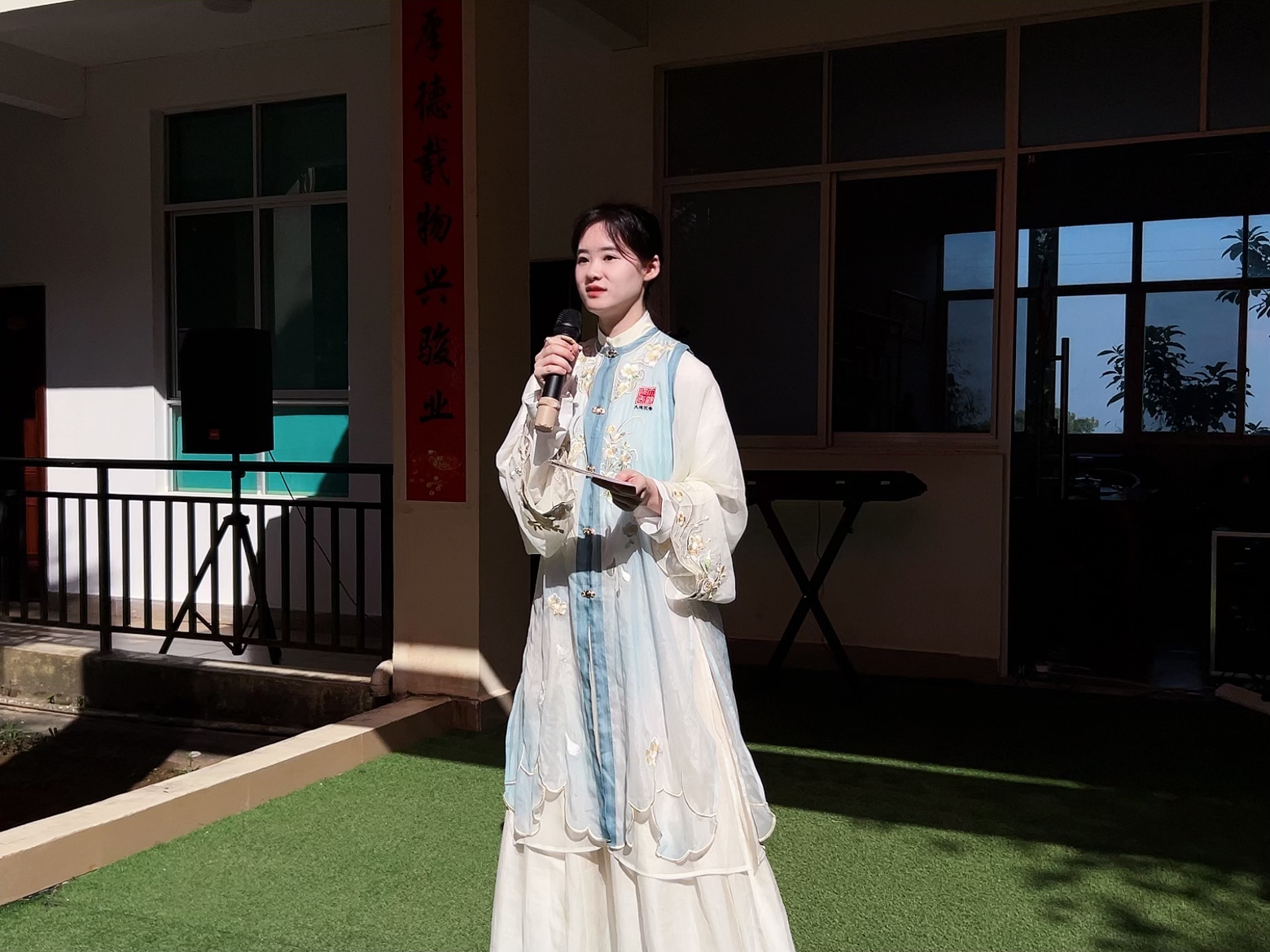 1735916294404881.jpg 1735916294404881.jpg